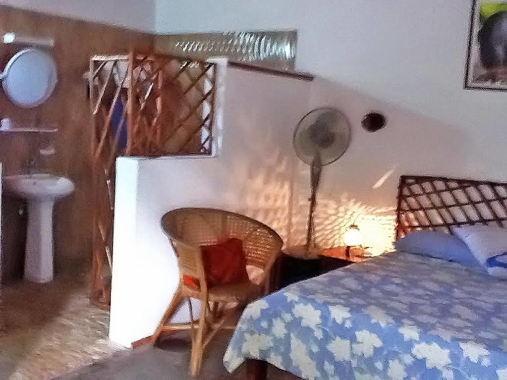 Coco Bay Guest House Anse Volbert Village Kültér fotó